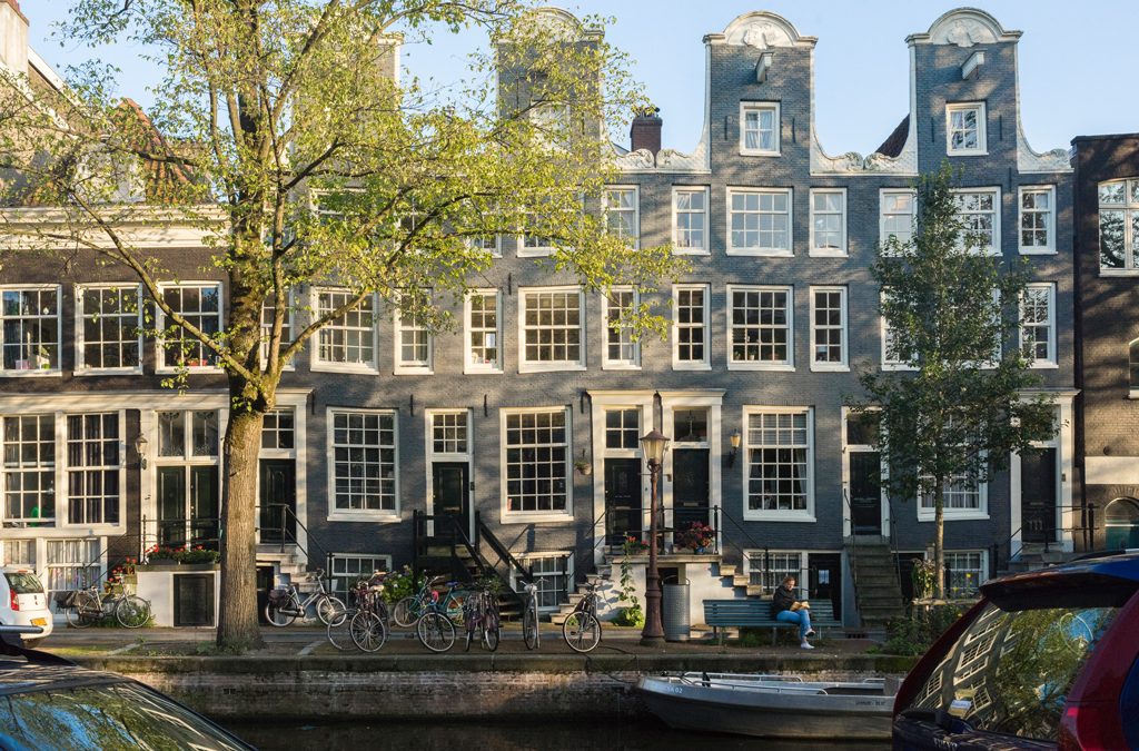 Amsterdam: Sir Hummus Kitchen & Mediamatic ETEN